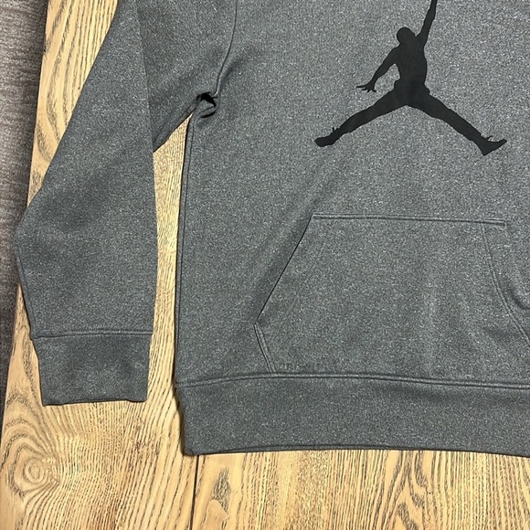 Jordan Hoodie - Size Large (12-13 years) - Picture 4 of 9